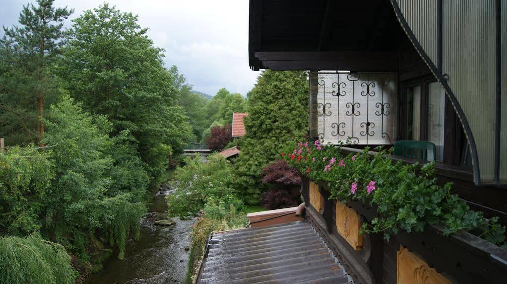 Gasthof Pension St. Wolfgang Kirchberg am Wechsel Exterior foto